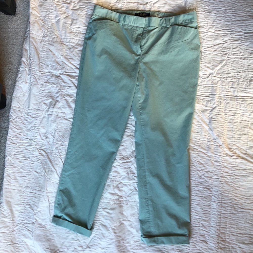 Brooks Brothers Capri Pants smoke free clean home